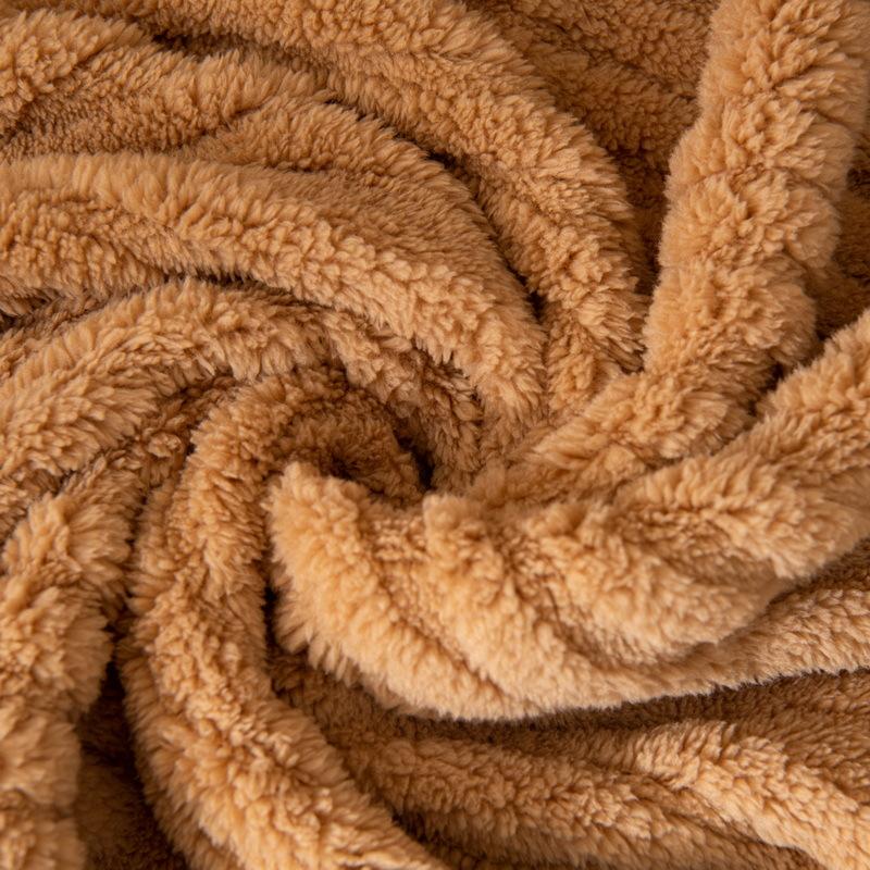 Nowy Jesienno-Zimowy Pluszowy Pokrowiec na Sofę Pełnokryjący Tkanina All-inclusive Styl Ins Pogrubiony Trójwymiarowy Plusz Antypoślizgowy Ręcznik na Sofę