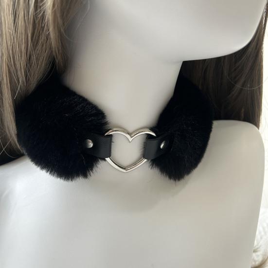 Fluffy Choker Collar Detachable Fuzzy Necklace Alloy Heart Faux Fur Choker Necklace for Women Men Daily Wear Date Parties