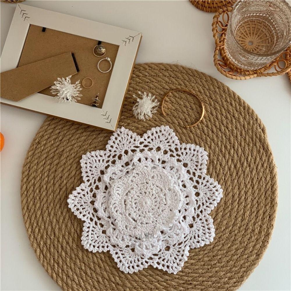 2/4Pcs Bohemian Lace Floral Coasters Vintage Round Woven Placemats Drink Coasters Coffee Table