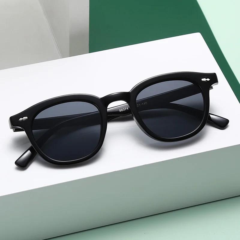 Round Vintage Sunglasses Woman Brand Designer Retro Rivet Sun Glasses Female Fashion Black Mirror Small Frame
