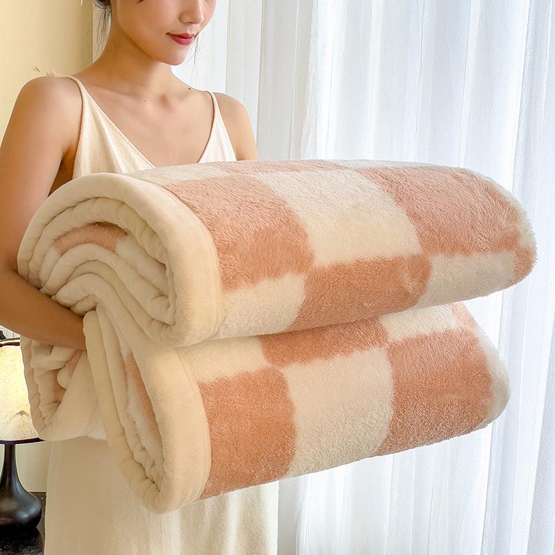 

Checkerboard Double-Sided Fleece Blanket for Car, Sofa, Camping – Autumn/Winter Thickened Pillowcase (White Edge) / Pair