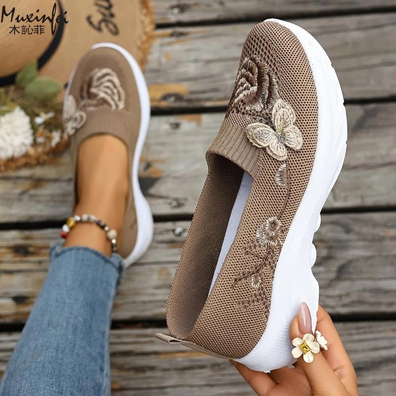 Women's Breathable Mesh Shoes Fashionable Comfortable Cloth Shoes Summer Casual Shoes