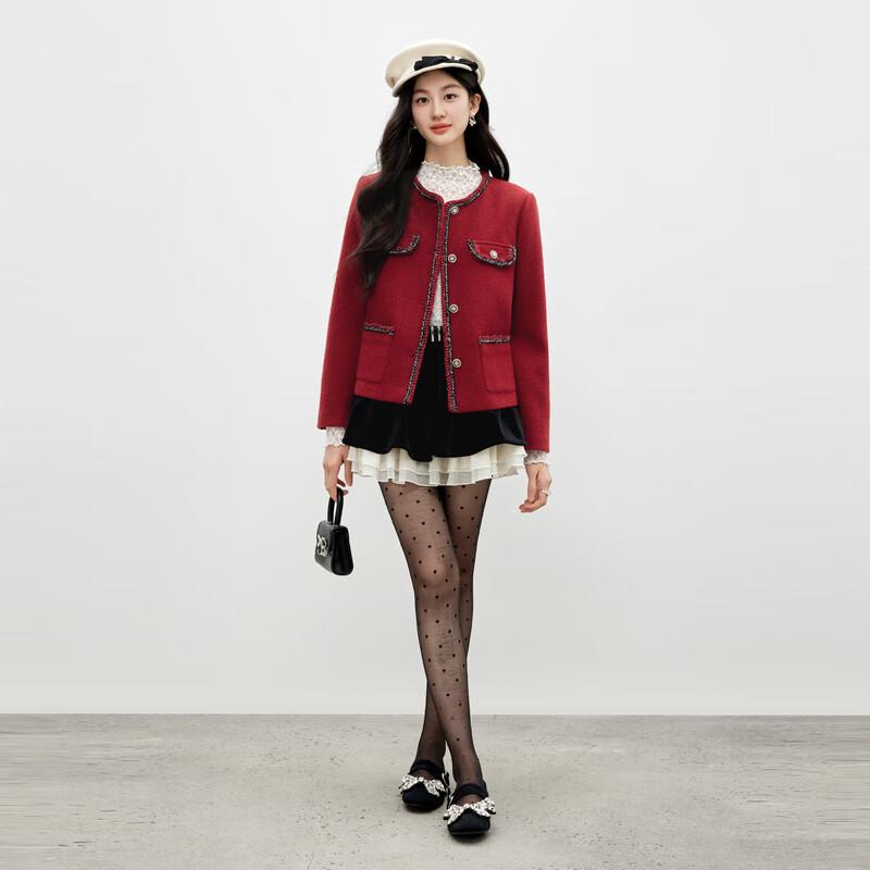 Qiushui Yiren Women's Classic Round Neck Short Jacket