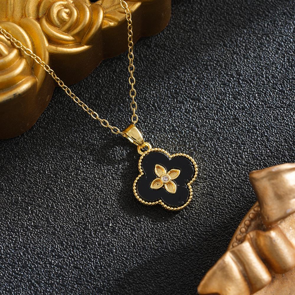 

Elegant Four-Leaf Clover Necklace: Delicate High-End Flower Design for a Fresh, Sweet Touch золотий/чорний