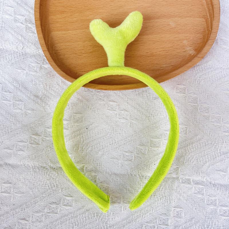 Cartoon Plush Headband: Cute Hair Accessory for Women & Kids, Perfect for Face Washing