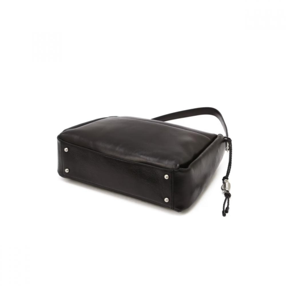 Daks Black Cowhide Shoulder Bag M Dcba6f271bk