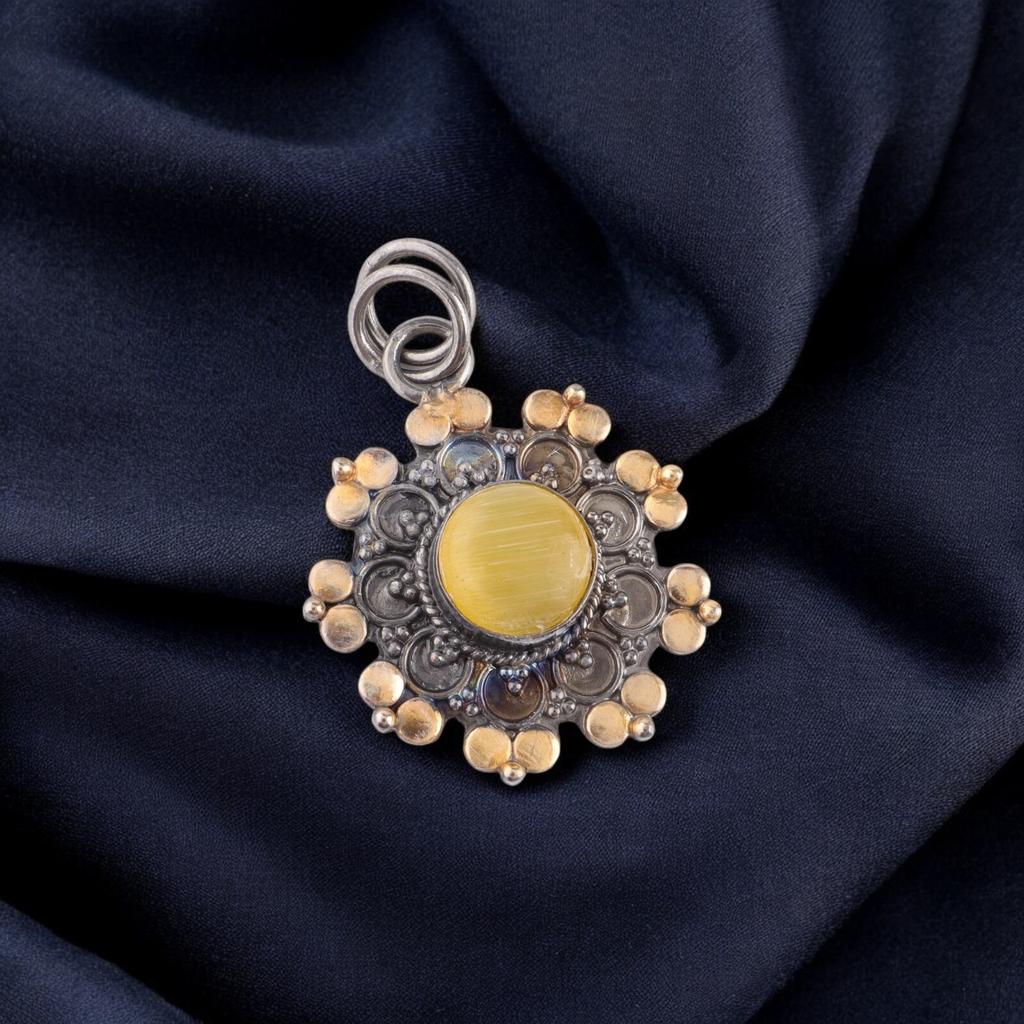 Yellow Cat's Eye Gemstone 925 Sterling Silver Jewelry Handcrafted Pendant 1.26" PP-32-42