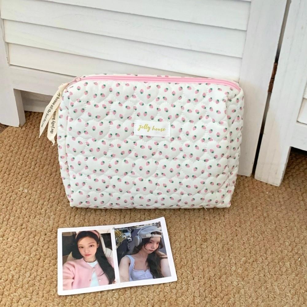Strawberry Pattern Makeup Organizer Cotton Travel Makeup Pouch Cosmetics Storage