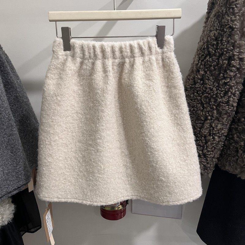 Korean High-Waisted Curly Fur A-Line Skirt - 2025 Autumn/Winter Petite Fashion, Elastic Waist, Slimming Design