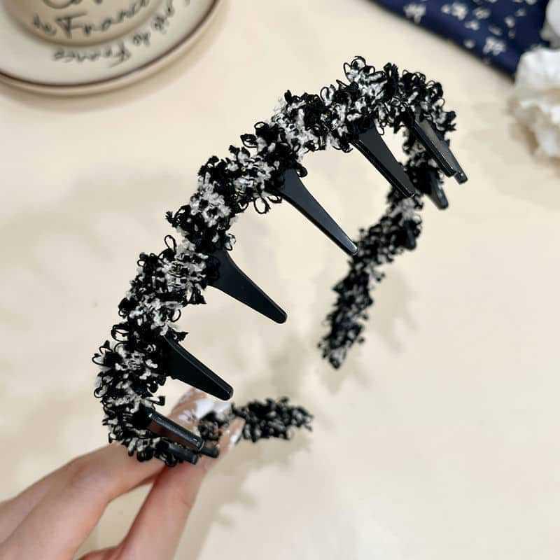 

Элегантная нескользящая вязаная повязка на голову с волнистым узором - Пушистая, удобная и с зубчатым гребнем чёрный