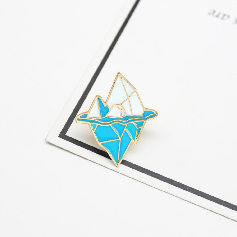 Lovely Antarctic Iceberg Brooch Blue White Snow Mountains Enamel Pins Clothes Backpack Hat Badges Accessories Gifts For Friends