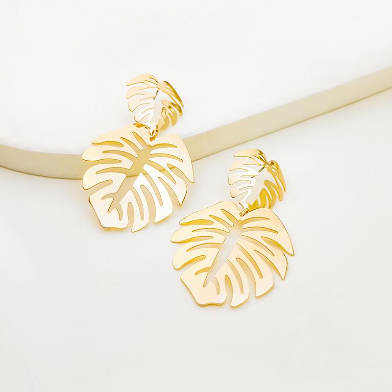 Silver Needle Retro Metal Leaf Branch Hollow Earrings - New High-End Summer Temperament Accessories
