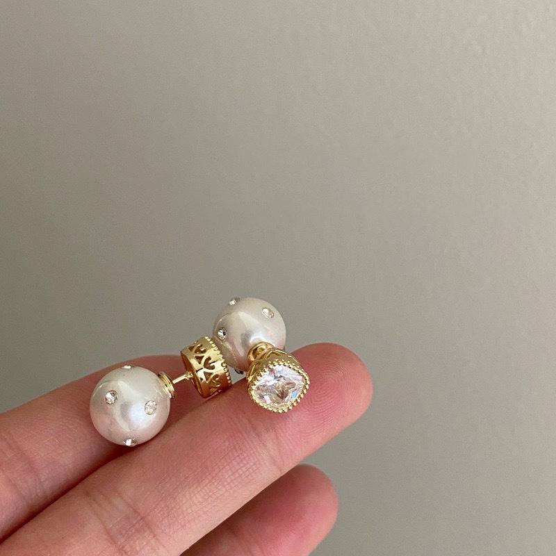 Female Retro Versatile Earrings