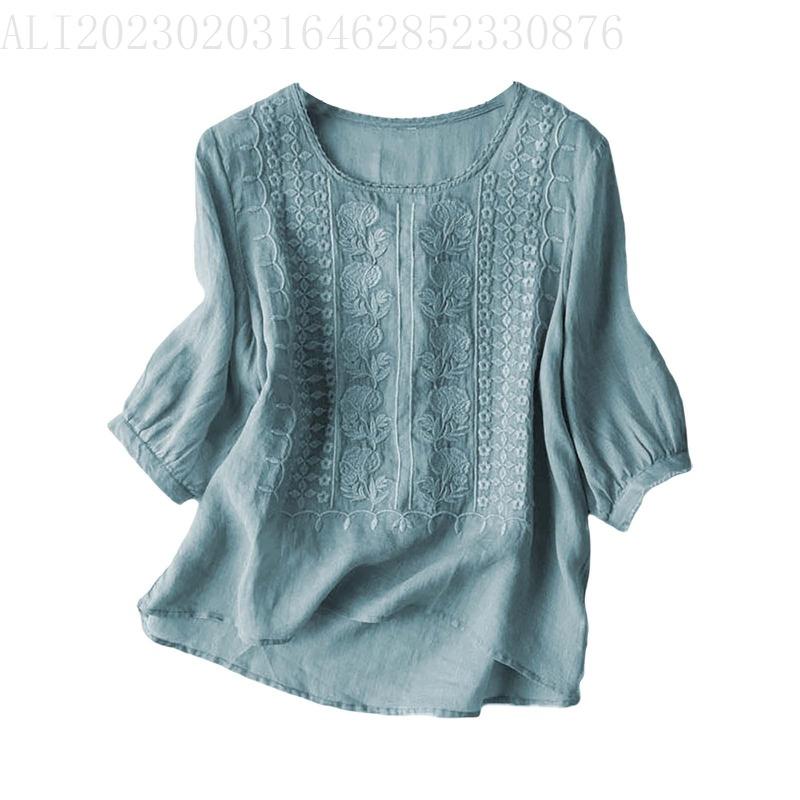 Summer Elegant Embroidery Loose Women Blouse Large Size Casual T-shirt Loose Simple Office Solid Color Fashion Elegant O Neck Sweet Shirts Clothing