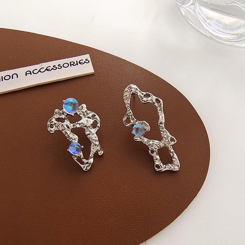 S925 Silver Needle Retro Style Irregular Blue Love Stud Earrings High Sense Trendy Earrings Contrasting Color Personalized Earrings
