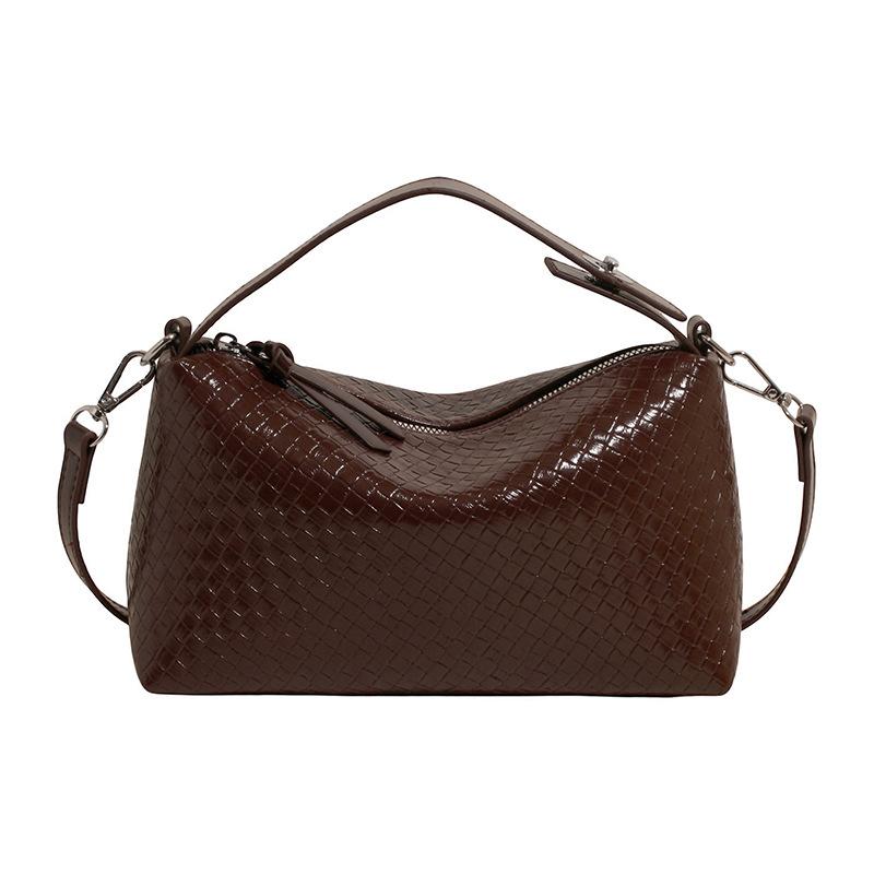 

Fashion niche handbag women s new woven pattern versatile handbag commuter shoulder messenger bag темно-коричневого