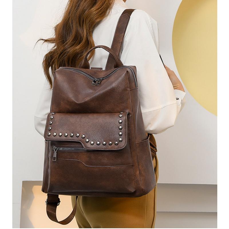 European and American Retro Versatile Women's Backpack High Quality Soft PU Leather College Student Rucksack Trendy Fashion Rivet Outdoor Travel Bag