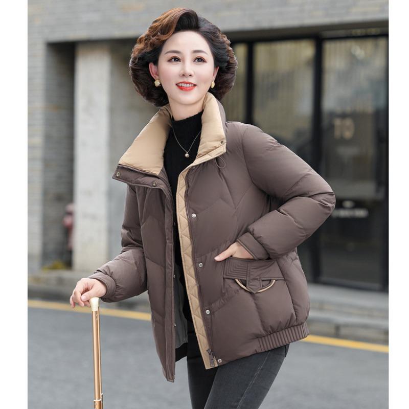 Middle-aged and elderly women's clothing stand-up collar white duck down jacket warm loose short small mother down jacket