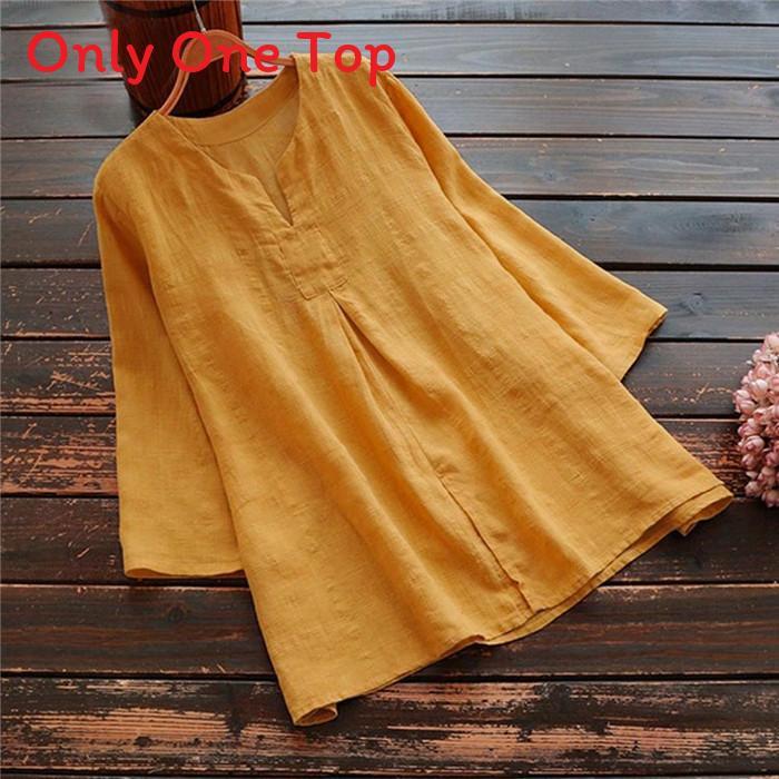 Vintage Style T Shirt For Women With Cotton Fabric And Relaxed Fit For Casual Wear