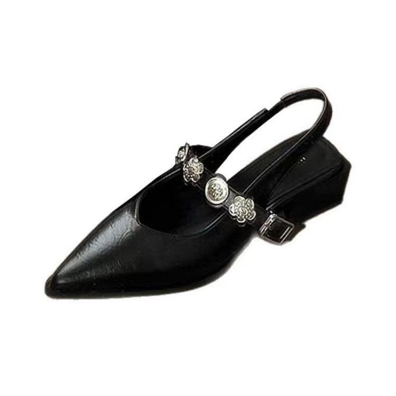 Temperament pointed sandals women's outer wear summer new light mouth commuting metal one-word buckle Mary Jane sandals