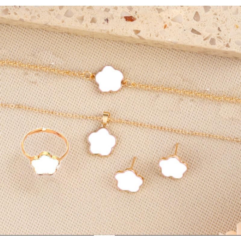 Korean Version Five-leaf Flower Lucky Stud Earrings Necklace Bracelet Bracelet Ring Set Five-petal Flower