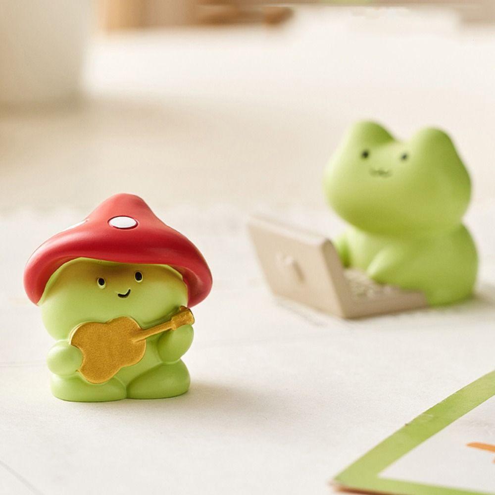 Statue Frog Resin Figurine Handmad Mini Frog Model Toy  Children Toys