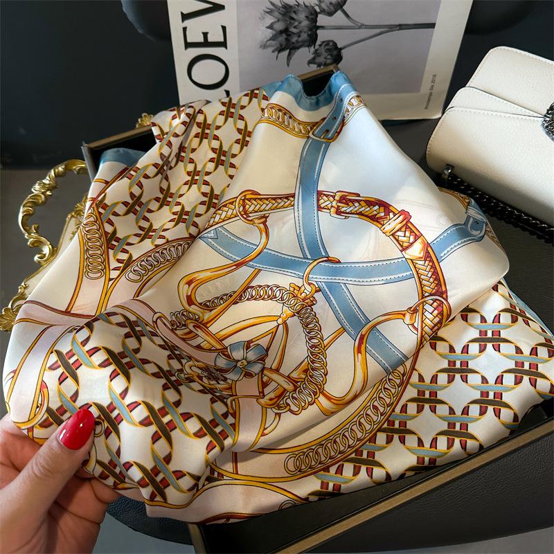 Luxury Brand Chain Print Square Scarf Women's Imitation Silk Scarf Casual Versatile Decoration Small Neck Scarf 70CMx70CM