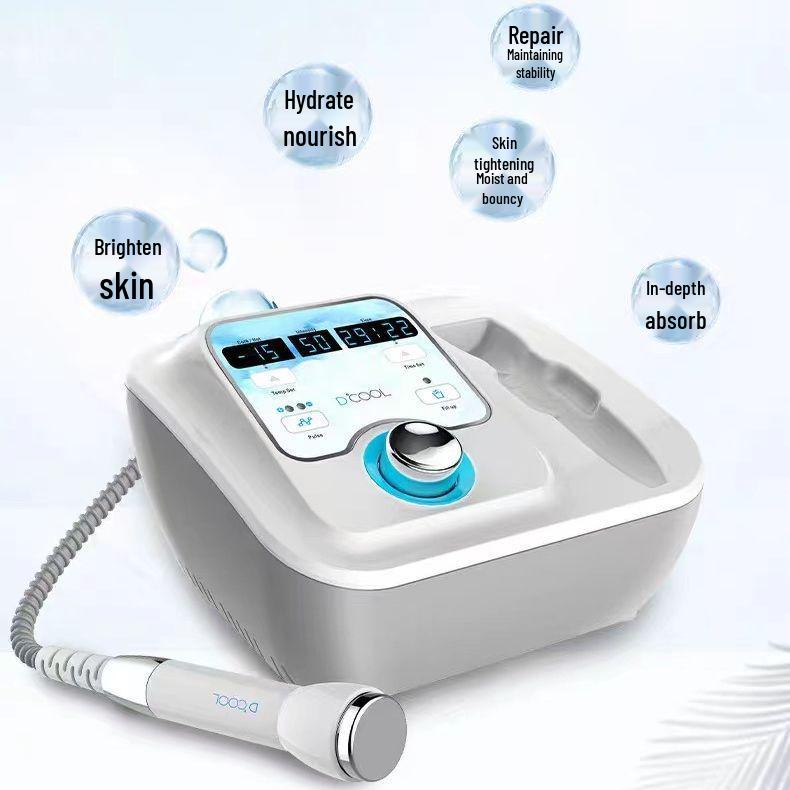 Hydrating Beauty Device: Ice & Heat Compress, Electroporation, Oxygen Injection for Skin Rejuvenation