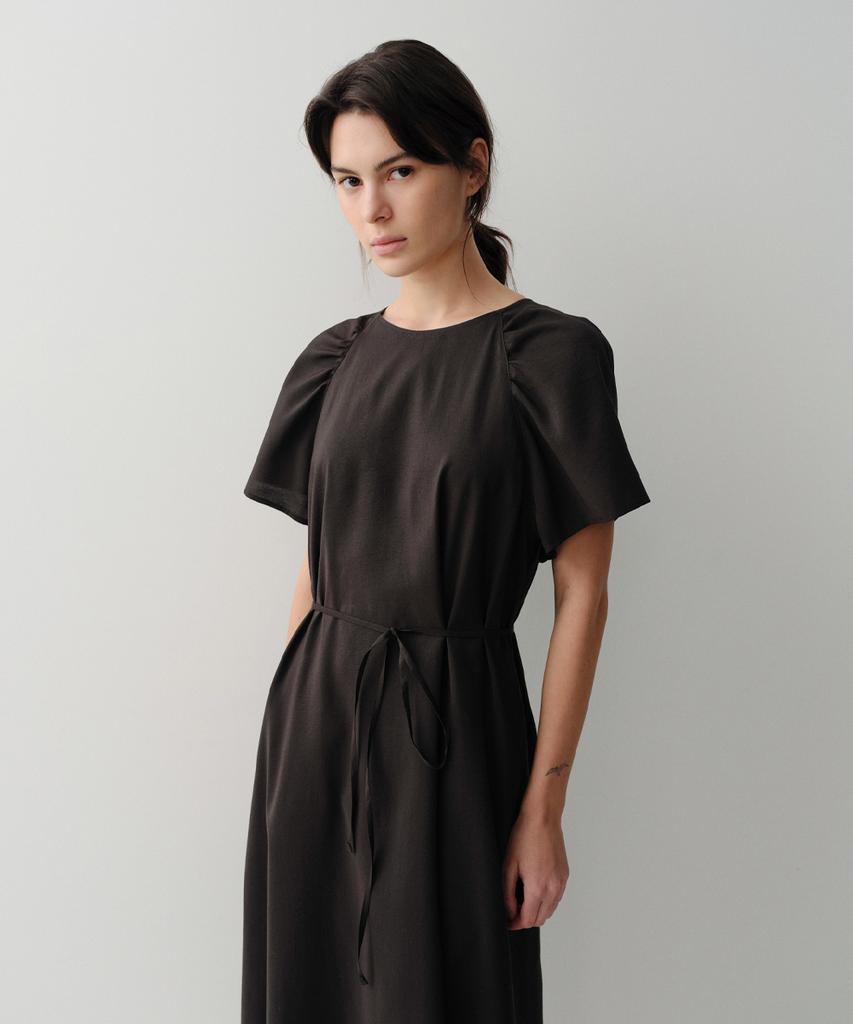 Ia Ryn Maxi Dress (Black)