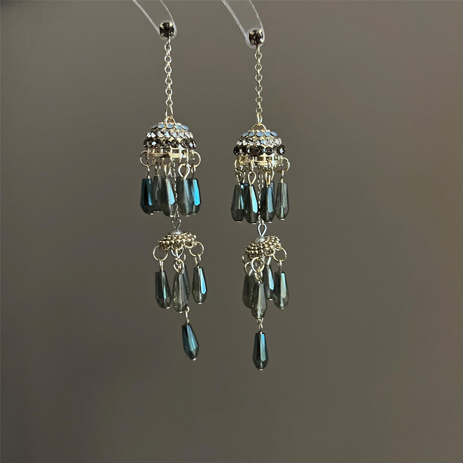 

Серьги-капли из циркона и жемчуга, ретро, легкая роскошь, темпераментные серьги-пусеты, нишевые, изысканные, универсальные, высококлассные серьги для женщин