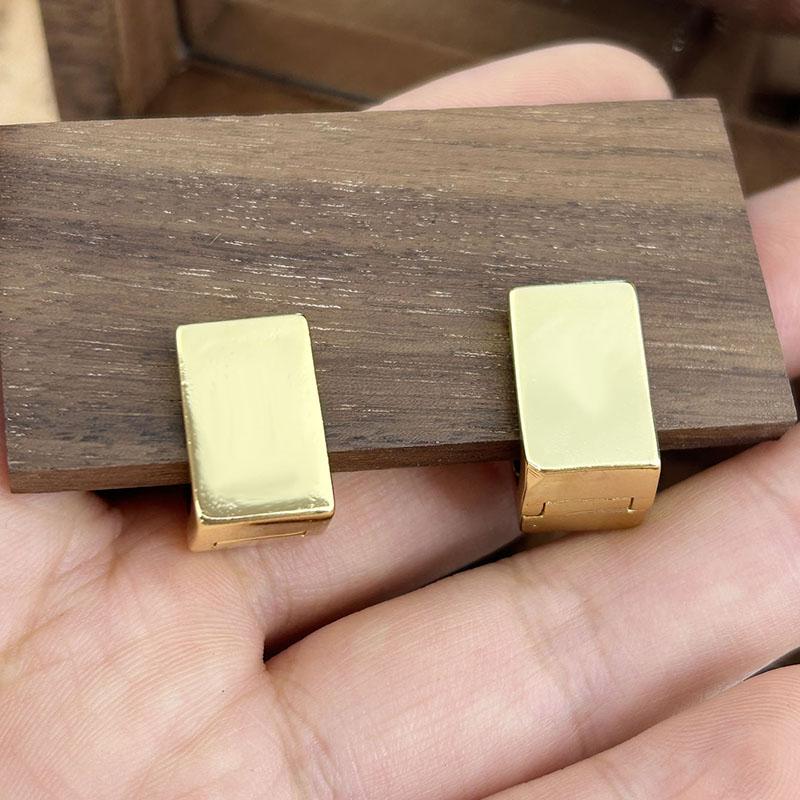 

1 пара геометричних цукрових простих сережок для жінок, пар, модних класичних вечірніх ювелірних виробів, аксесуарів 2.2cm золотий