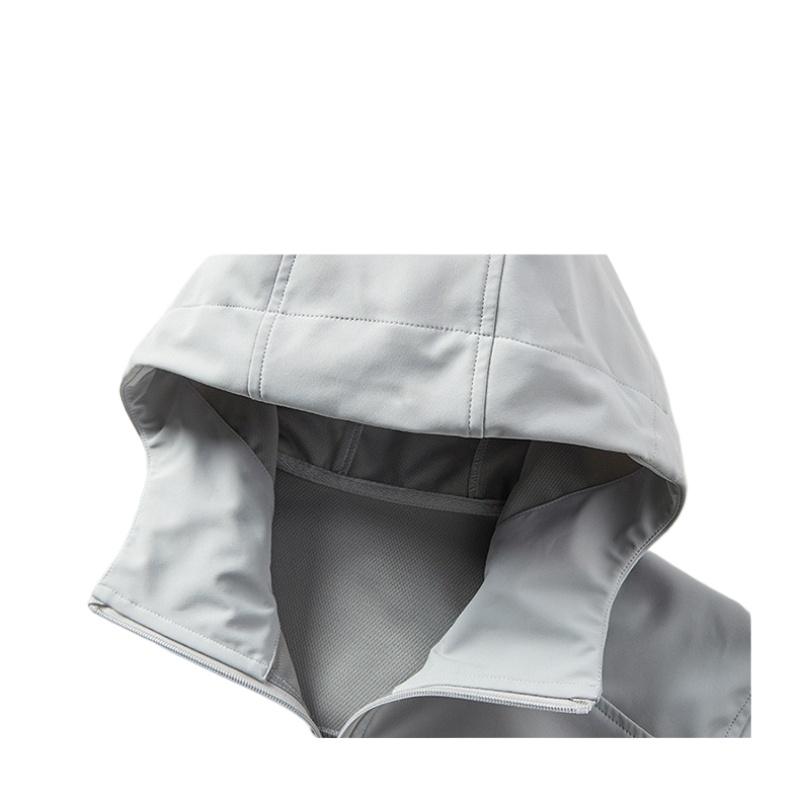 Outdoor Sports Soft Shell Hooded Jacket Three-proof Men's and Women's New Casual Jacket Jacket Anti-feng Shui