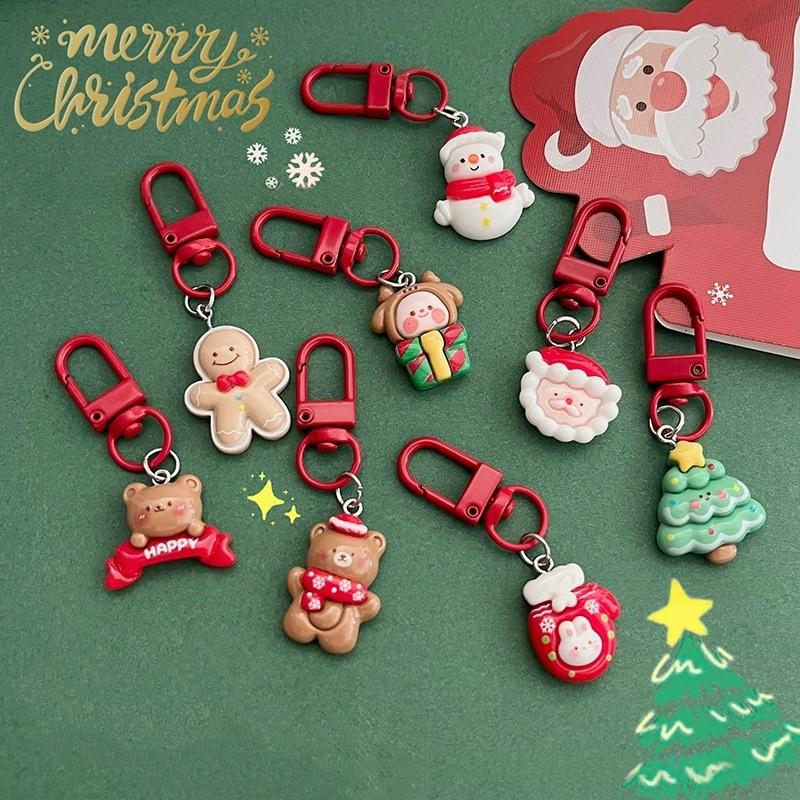 Cartoon Xmas Santa Claus Keychain Resin Gingerbread Man Elk Snowman Pendant Charms Couple Bag Hanging Decoration Christmas Gift