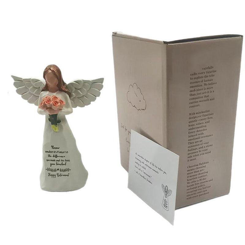 Resin Figurine with Bouquet - Creative Desktop Ornament Gift