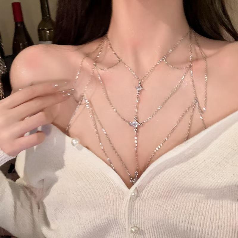 Fashion Square Zircon Chest Chain for Women Personalized Sexy Multi Layer Chain Tassel Body Chain Beach Bikini Jewelry Gift