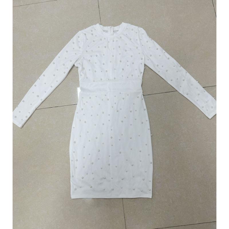 Women's Long-sleeved Slim Short Dress Outside The Senior Sense of Light Luxury Round Neck Nail Bead Bag Buttock Dress