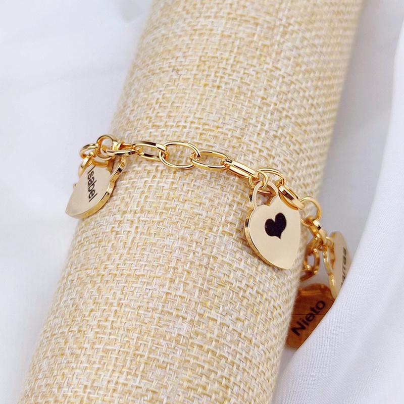 

Персонализированный женский браслет с гравировкой имени, подвеска в форме сердца, браслет из нержавеющей стали, ювелирные изделия, рождественский подарок для семьи 5 names