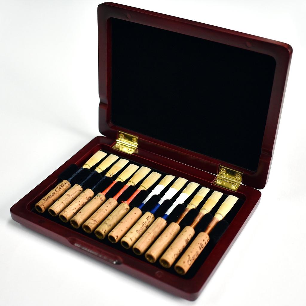 Marigot Oboe Reed Case Wooden Wine Red 12pcs