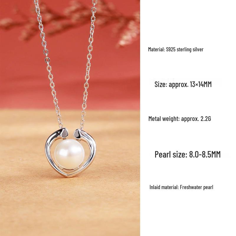 Romantic Freshwater Pearl & S925 Silver Heart Clavicle Necklace for Women