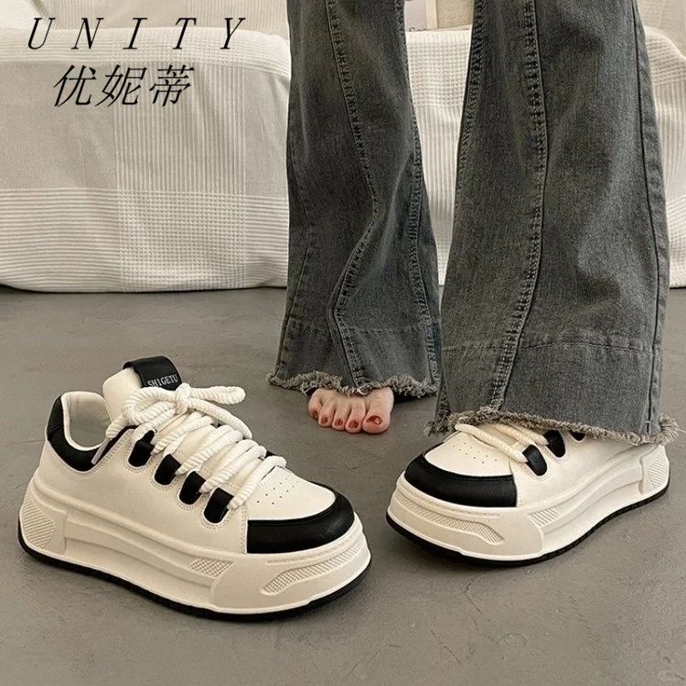 Little White Women's Shoes Thick-soled Height Increasing Lightweight Casual Sports Board Shoes Student