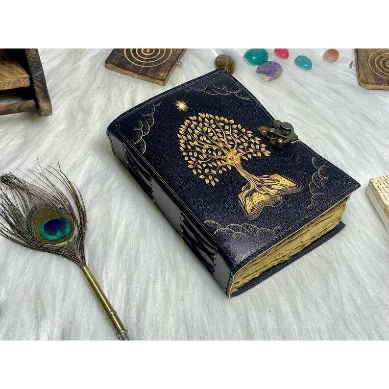 Handgefertigter mystischer Baumdruck Vintage Leder Journal Grimoire Journal Notizbuch
