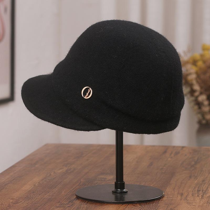 Simple and Elegant Top Hat Women's Autumn and Winter Wool Woolen Letter Cap British Retro Versatile Beret Women's Tide