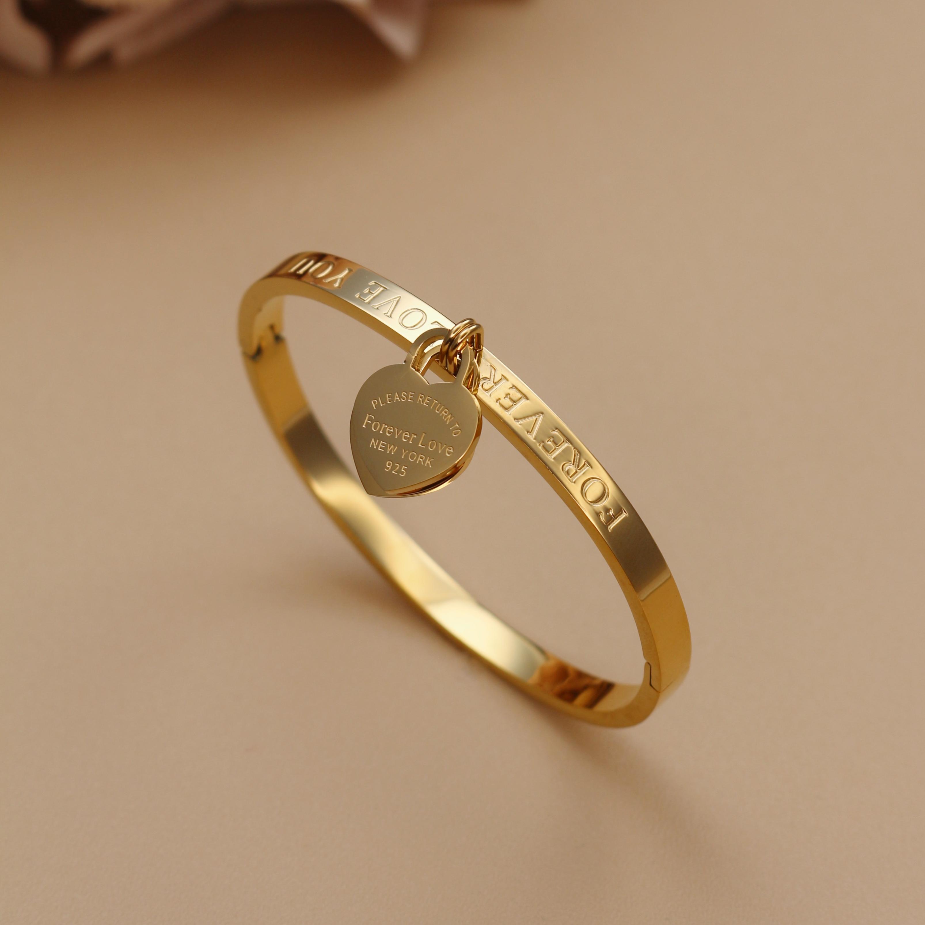 

XB999 Hot Classic Stainless Steel Gold Color Bracelets & Bangles Wholesale Jewelry Fine Double Peach Heart Love Bracelets Female