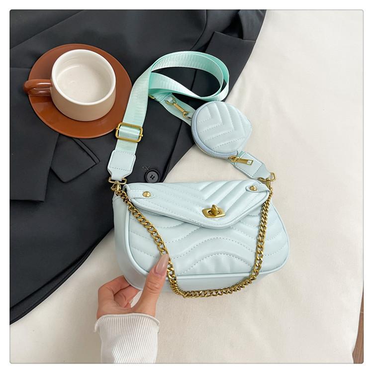 

2025 fashion popular women s mother and child bag new fashion foreign style chain shoulder bag texture embroidery thread small square bag синий