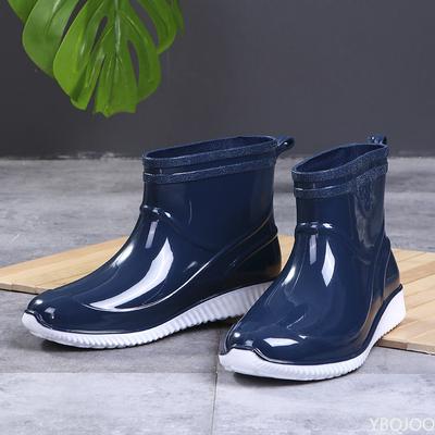 Chaussures d'eau hommes Chaussures de cheville Bottes de pluie Bottes de pluie en PVC pour hommes 2024 Couleur unie Mode Bottes de pêche Cheville
