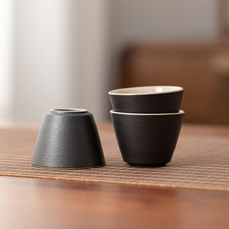 Schwarze Keramik Teetasse Haushalt Einfach Teetrinken Kleine Tasse Kung Fu Teegeschirr Persönlich Exklusiv Meistertasse