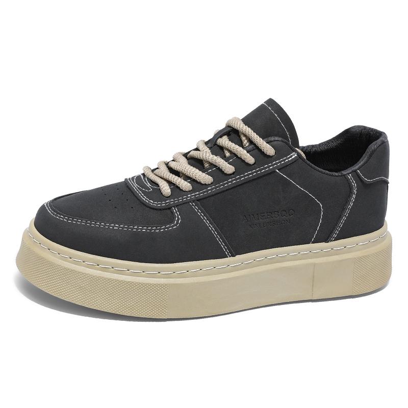 

New Outdoor Walking Shoes Lightweight and Breathable Sports Shoes Comfortable and Casual Sports Shoes Classic Basic Versatile 44