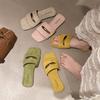 Popular small fragrant cool slippers women's outer wear 2025 summer fashionable versatile metal buckle design one-word flat bottom sandals