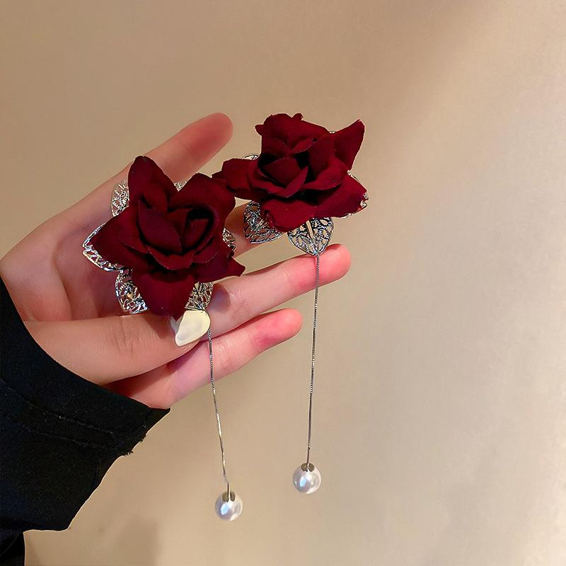 Boucles d'oreilles à pampilles rétro françaises, boucles d'oreilles à la mode et élégantes, boucles d'oreilles baroques en pierre naturelle de couleur eau douce