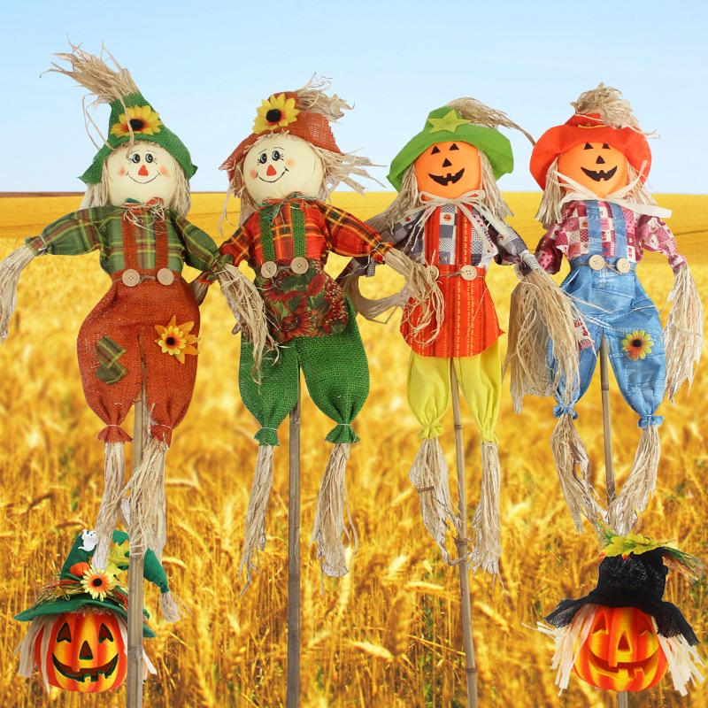 Cute Scarecrow Halloween Decorations: Small & Medium Pumpkin Lanterns for Bar, Party, Haunted House, and Pastoral Themes.